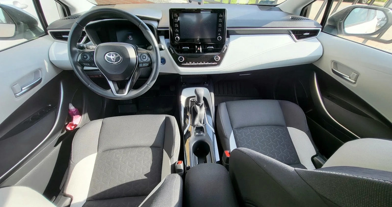 Toyota Corolla cena 67398 przebieg: 65000, rok produkcji 2020 z Bytom Odrzański małe 137